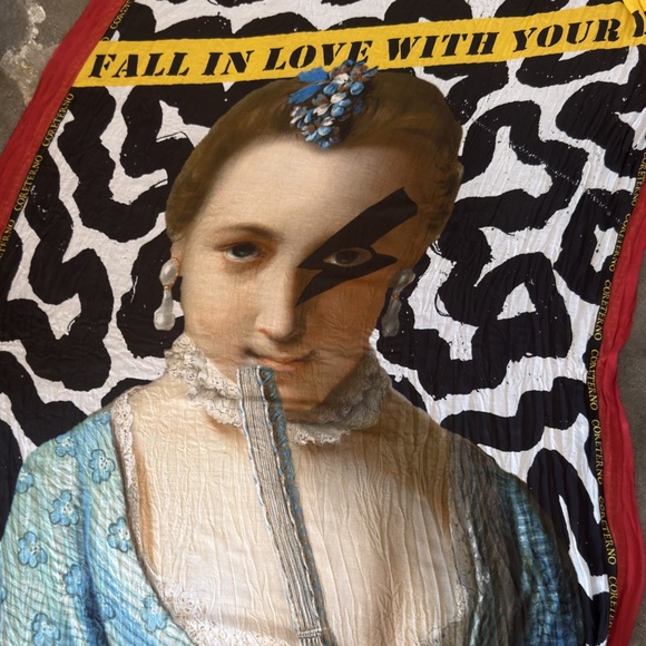 Coreterno Printed Scarf - Picture 2 of 2
